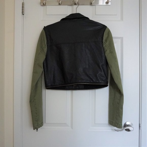 FOREVER 21 Faux Leather Military Zip 2-in-1 Jacket - Picture 5 of 8